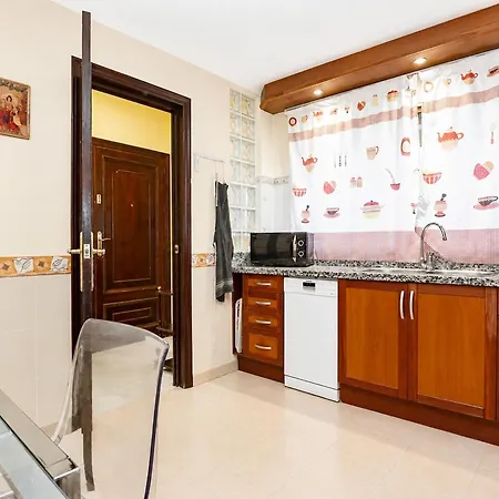 Cubo's Mayoral Front Line Apartment