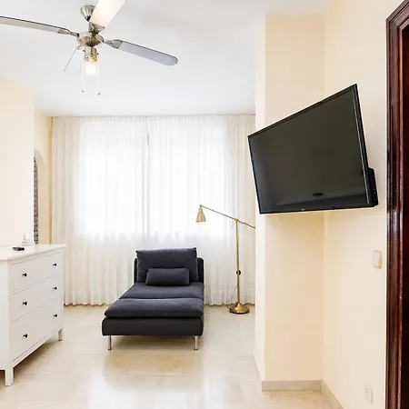 Apartment Cubo's Mayoral Front Line Marbella