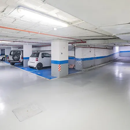 Apartment Cubo's Mayoral Front Line Marbella