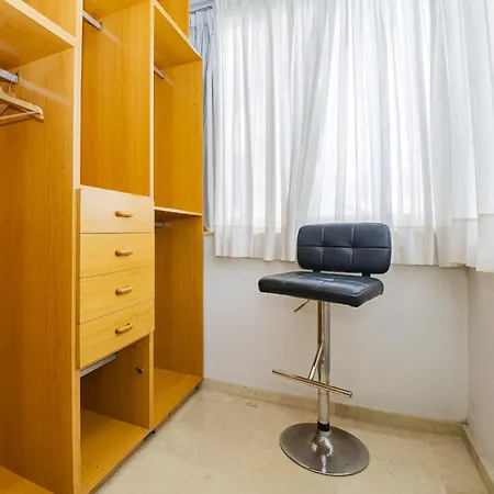 Cubo's Mayoral Front Line Apartment *