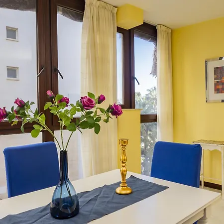 Cubo's Mayoral Front Line Apartment